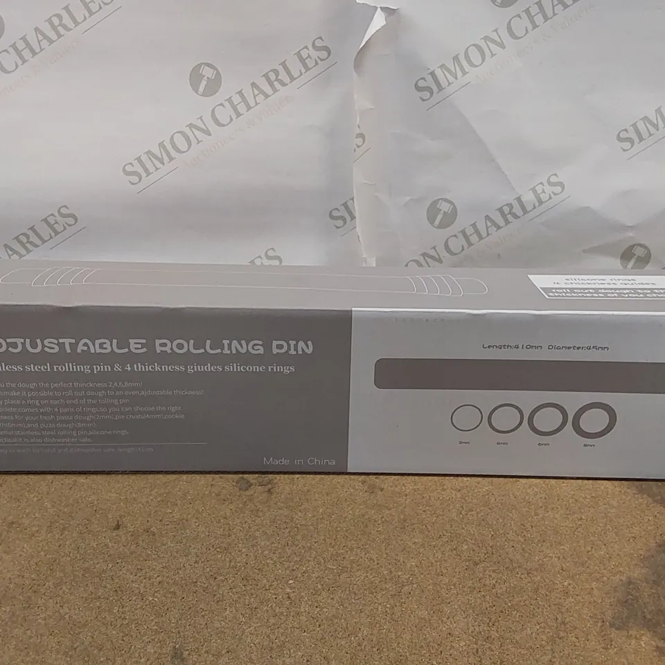 BRAND NEW BOXED ADJUSTABLE STAINLESS STEEL ROLLING PIN WITH 4 SILICONE THICKNESS GUIDES (1 BOX)