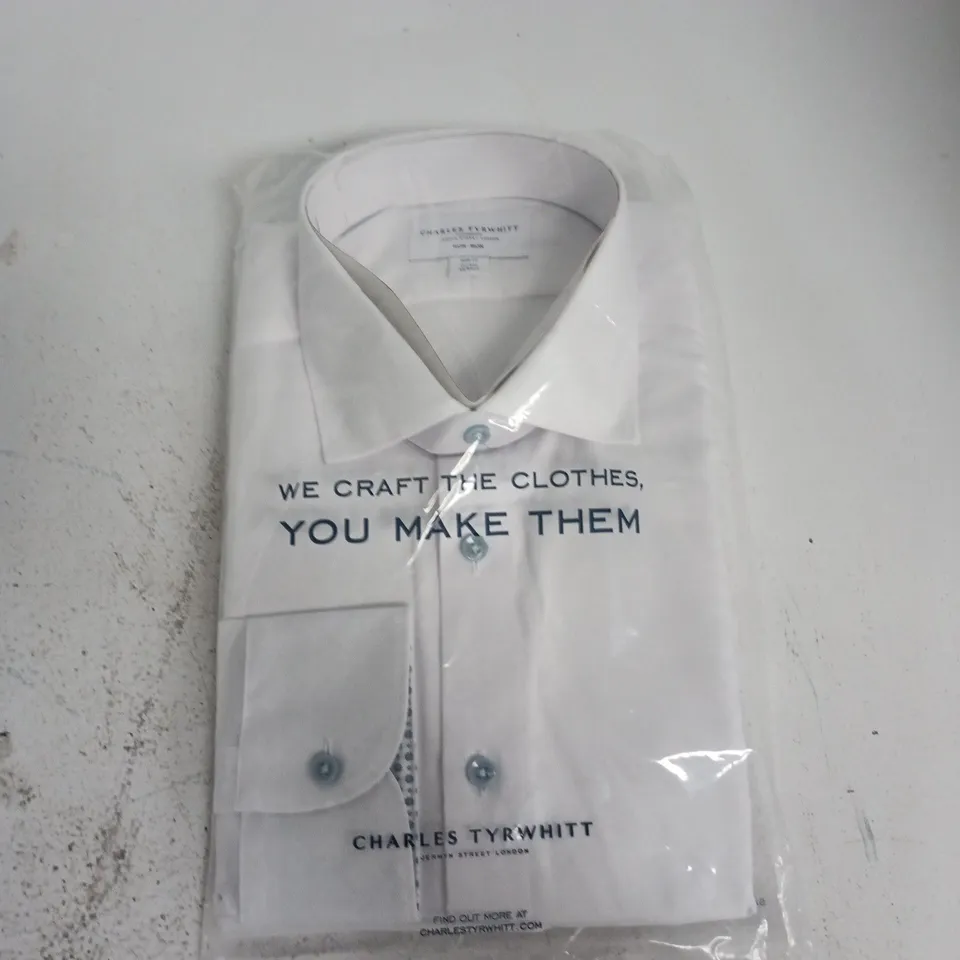 BAGGED CHARLES TYRWHITT WHITE NON-IRON STRETCH GEO PRINTED TRIM SLIM FIT SHIRT - 17/35IN