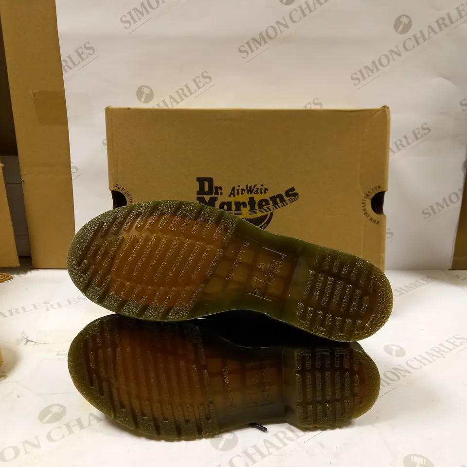 DR. MARTENS AIR WAIR  PASCAL BLACK GENUINE LEATHER BOOTS, WITH BOUNCING SOLES, UK SIZE 6