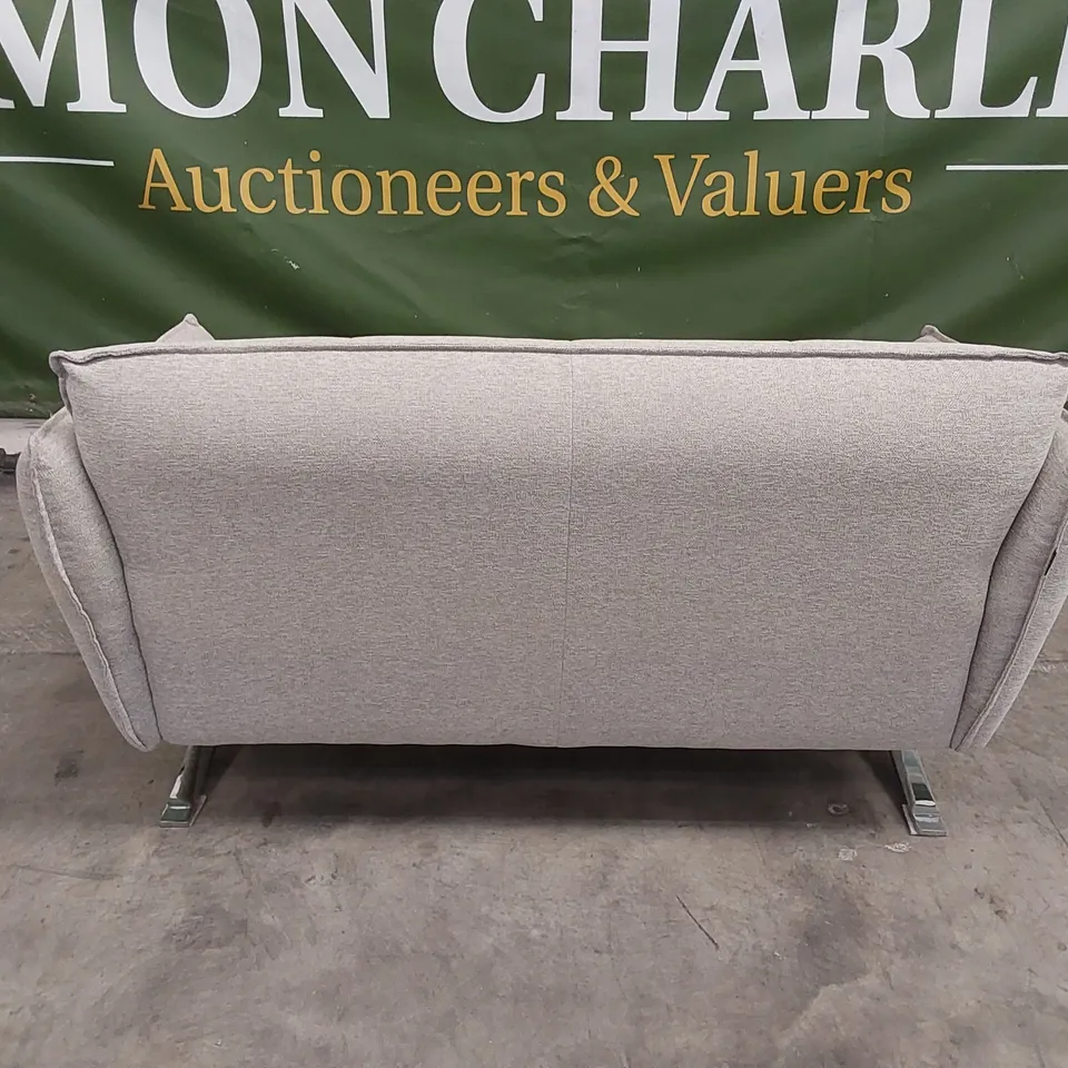 QUALITY DESIGNER ITALIAN MADE SEVILLE FABRIC UPHOLSTERED 2 SEATER LOVESEAT SOFA
