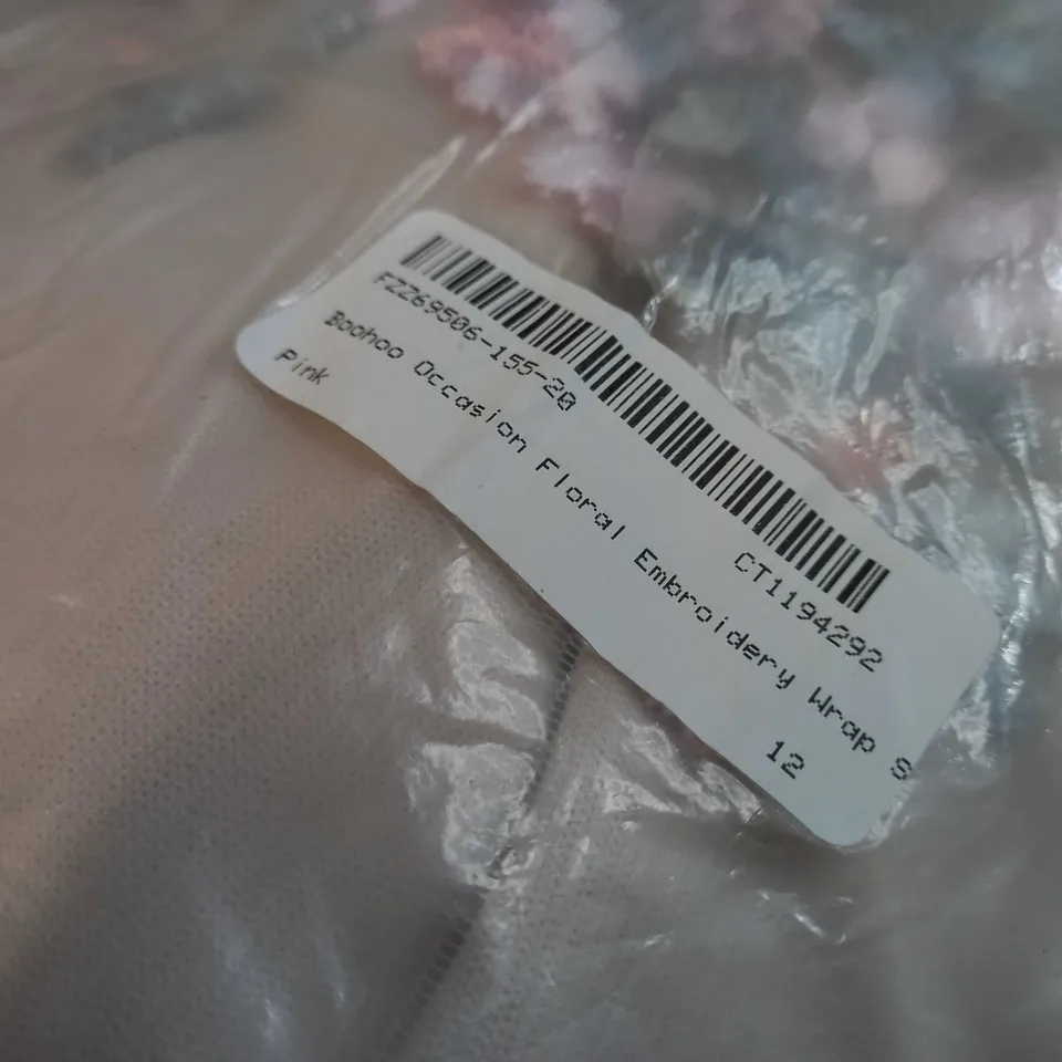 PACKAGED BOOHOO PINK FLORAL OCCASION EMBROIDERY WRAP DRESS - SIZE 12