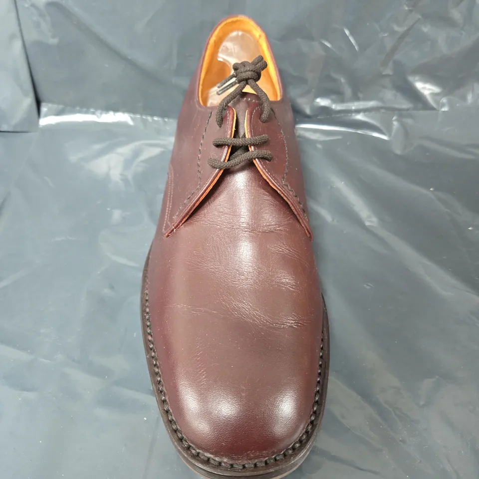 UNBOXED PAIR OF LOAKE BROS COMMANDO STYLE TRAINERS IN BROWN LEATHER - SIZE 61