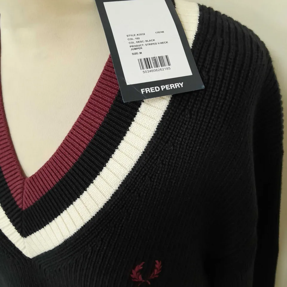FRED PERRY STRIPED V-NECK JUMPER - MED