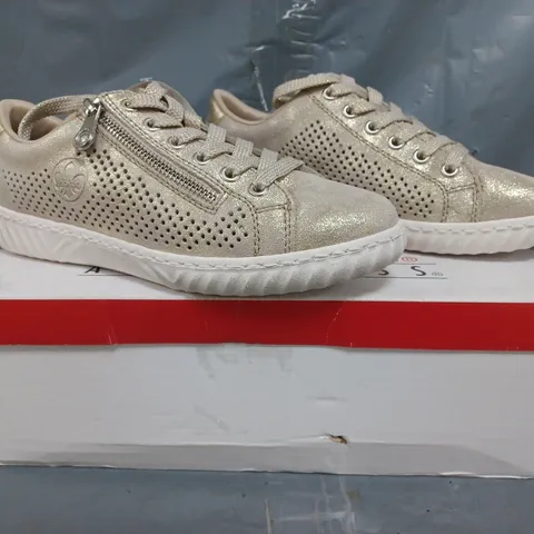 BOXED PAIR OF RIEKER TRAINERS IN GOLD SIZE 3.5