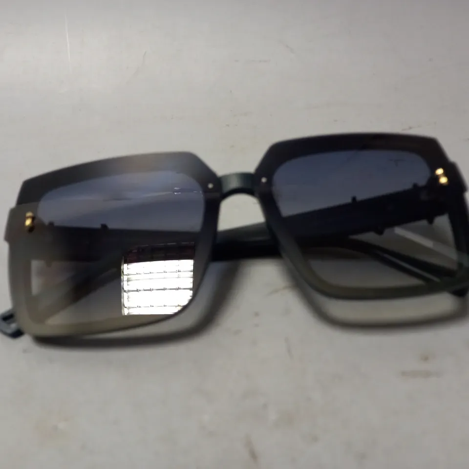 SAINT LAURENT SUNGLASSES (2664)