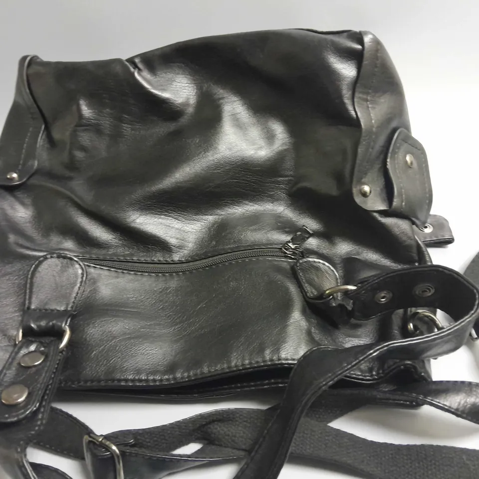 BLACK FAUX LEATHER BAG