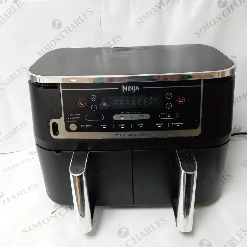 BOXED NINJA FOODI MAX DUAL ZONE 9.5L AIR FRYER AF451UK