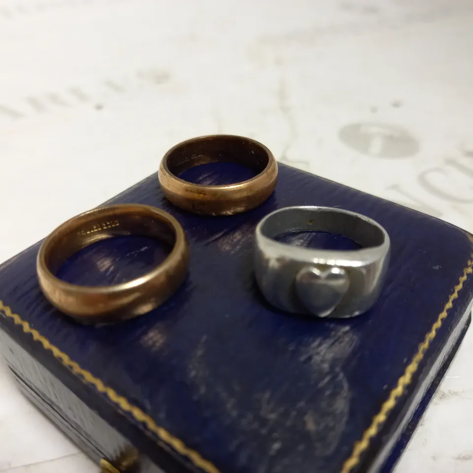 LOT OF 5 RINGS