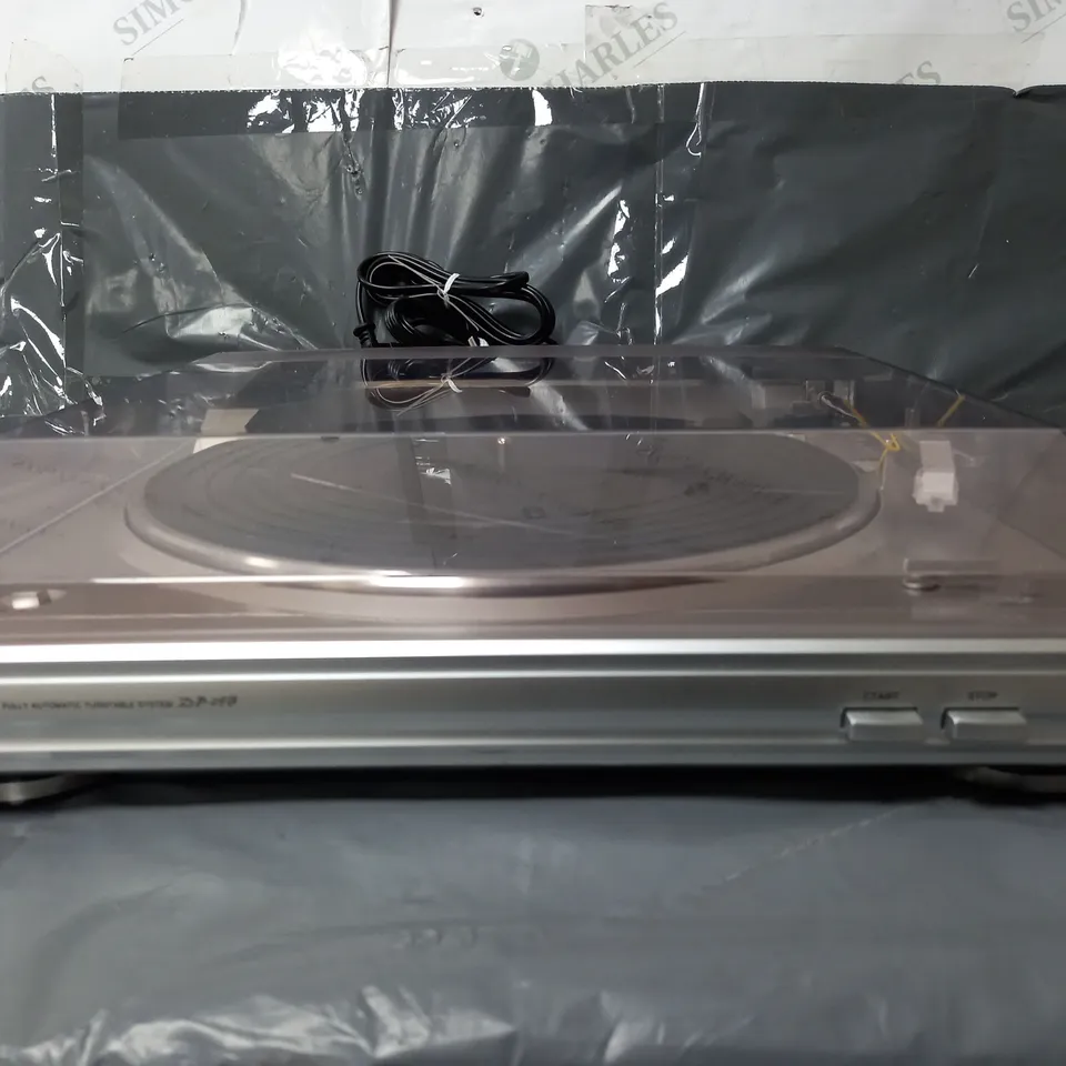 DENON DP29F SILVER TURNTABLE RRP £119