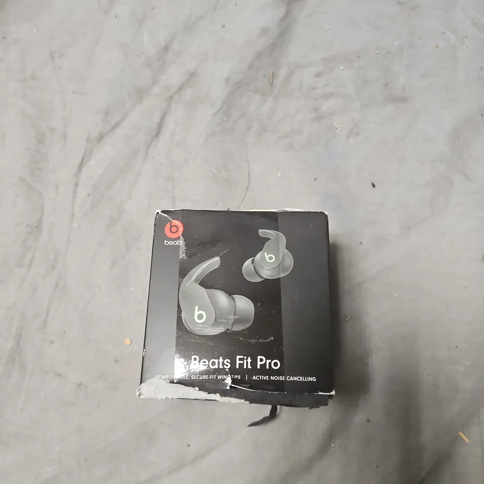 BEATS FIT PRO WIRELESS EARBUDS – GREY IN CHARGING CASE (BOXED)