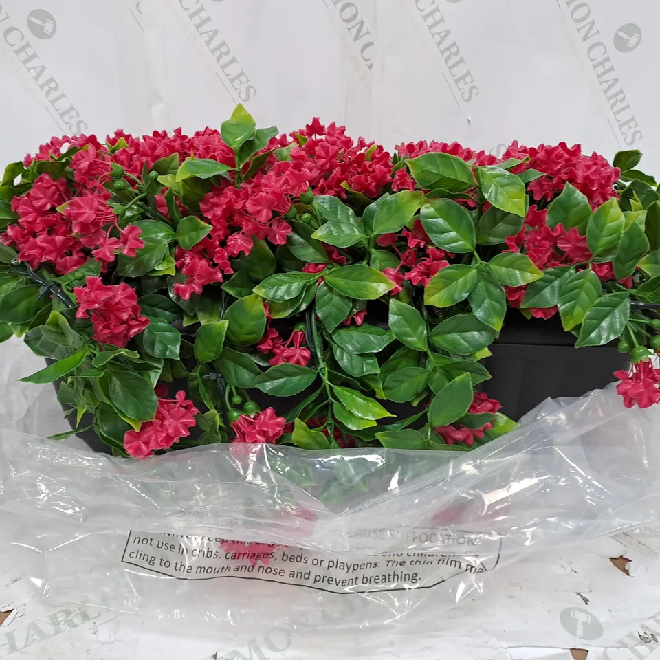 GARDEN REFLECTIONS PRE-LIT FAUX FLORAL CREPE MYRTLE DECOR - HOT PINK