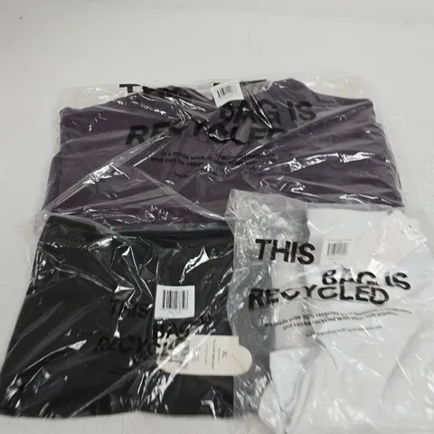 APPROXIMATELY 16 ASSORTED CLOTHING ITEMS IN VARIOUS SIZES, COLOURS & STYLES TO INCLUDE BIKE SHORTS, MINI SKIRTS, FLEECE SWEATSHIRT, ETC