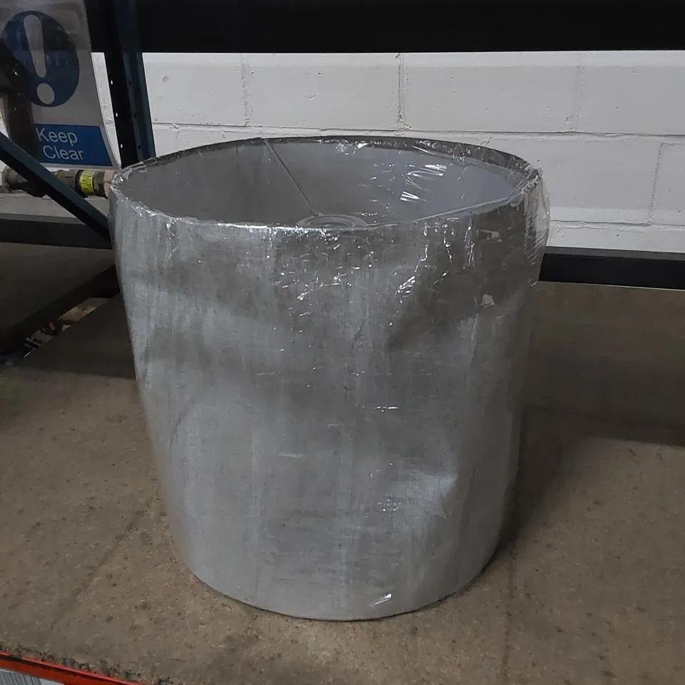 BOXED LINEN DRUM SHADE (SCREW ON)
