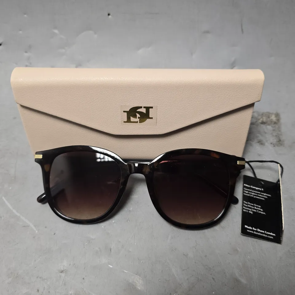 DUNE GECKOS ETCHED DETAIL SUNGLASSES 