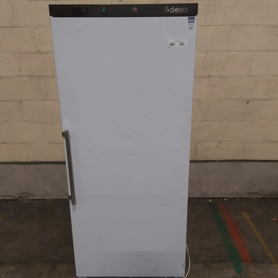 ADEXA WR600 COMMERCIAL REFRIGERATOR 