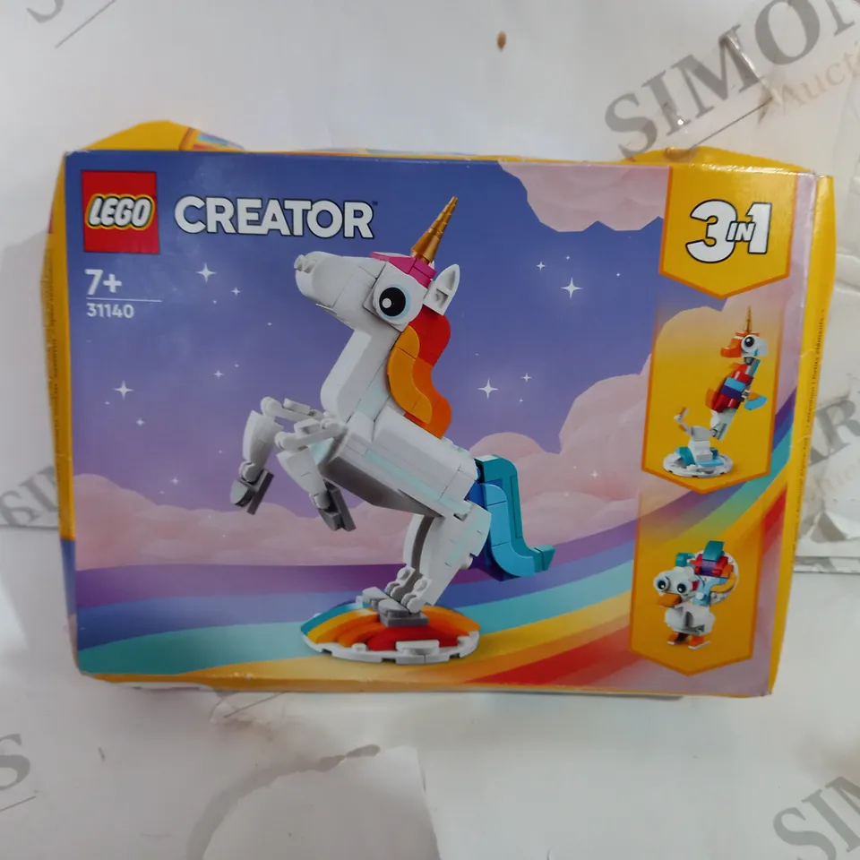 BOXED LEGO CREATOR 3 IN 1 - 31140