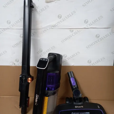 SHARK CORDLESS STICK VACUUM IZ390UKTQ