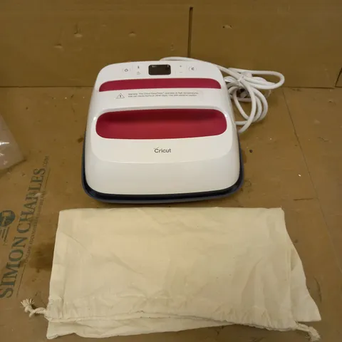 CRICUT EASY PRESS 2