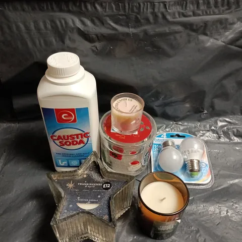 APPROXIMATELY 10 ASSORTED HOUSEHOLD ITEMS TO INCLUDE SCENTED CANDLES AND CAUSTIC SODA 