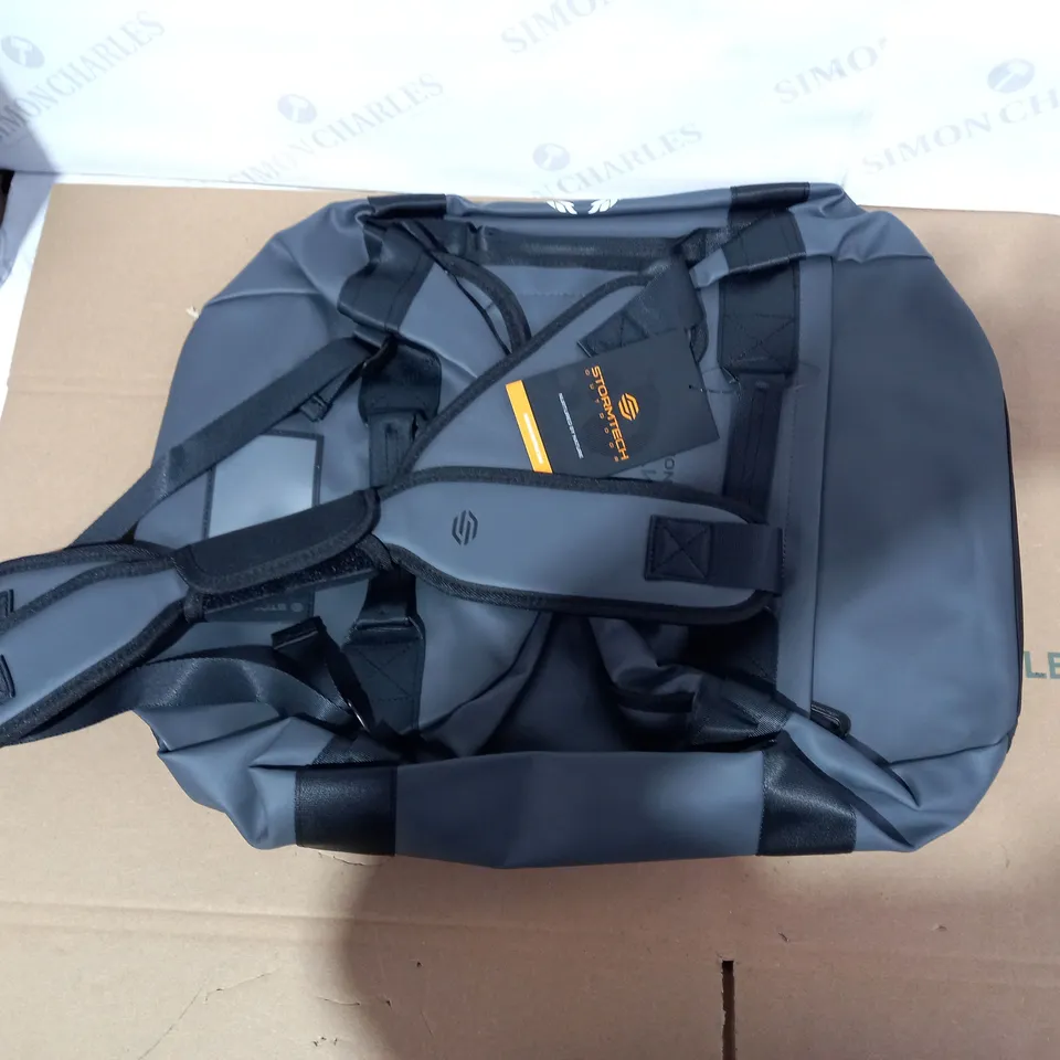 STORMTECH NOMAD 55 GREY/BLACK CARRY ALL BAG