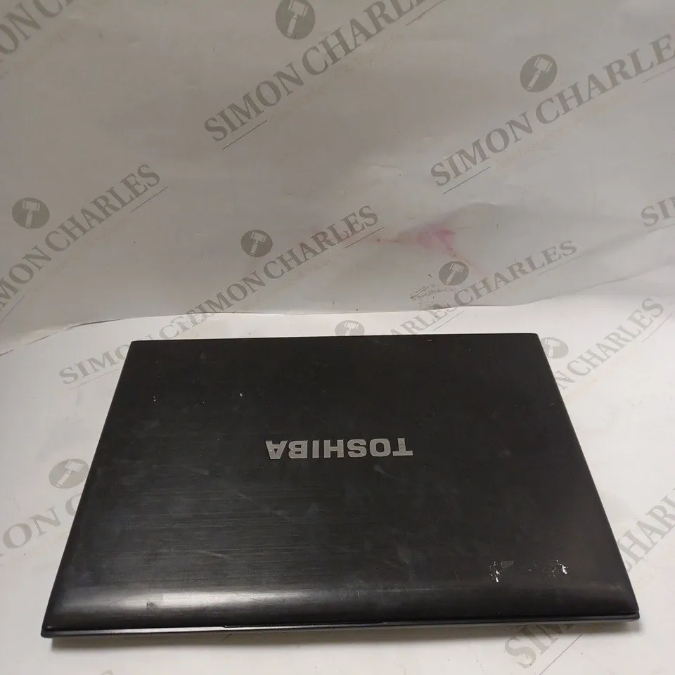 TOSHIBA R930-1CV LAPTOP 