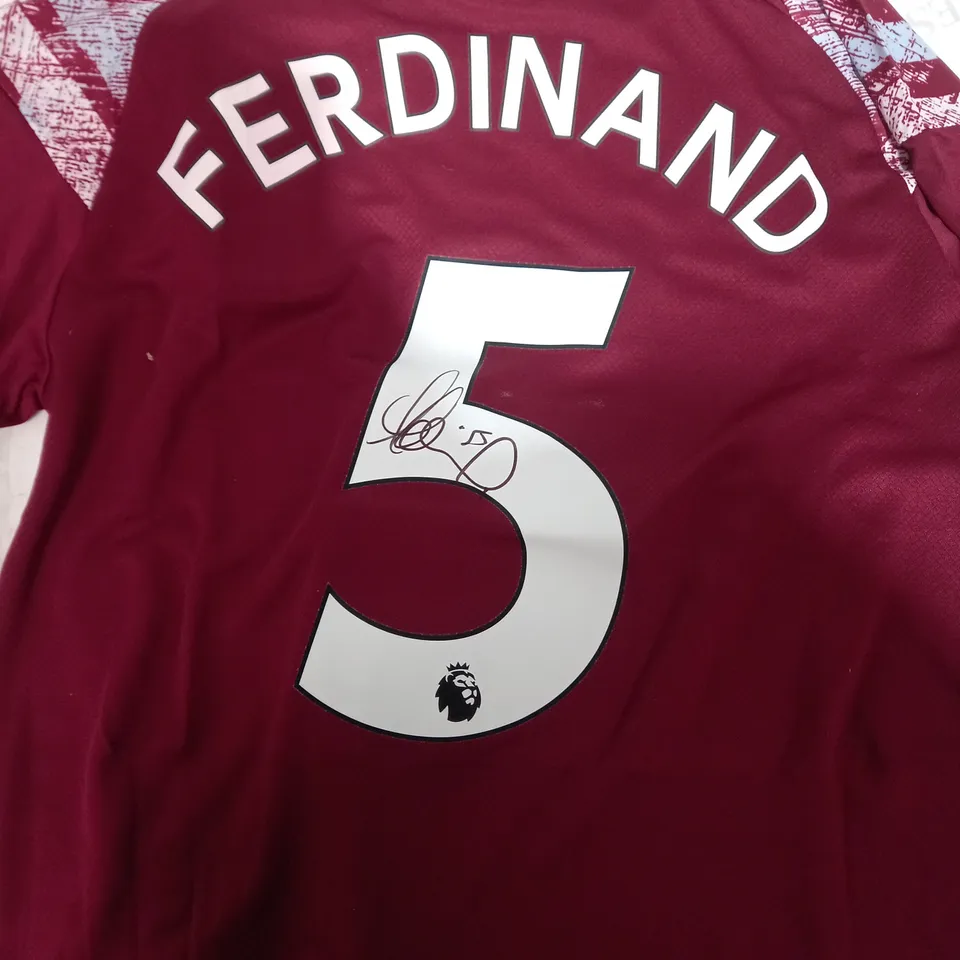 WEST HAM HOME KIT SIGNED 