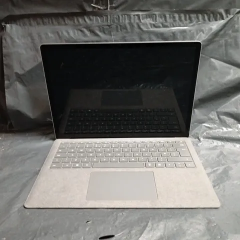 MICROSOFT SURFACE 1867 LAPTOP IN STAINLESS STEEL
