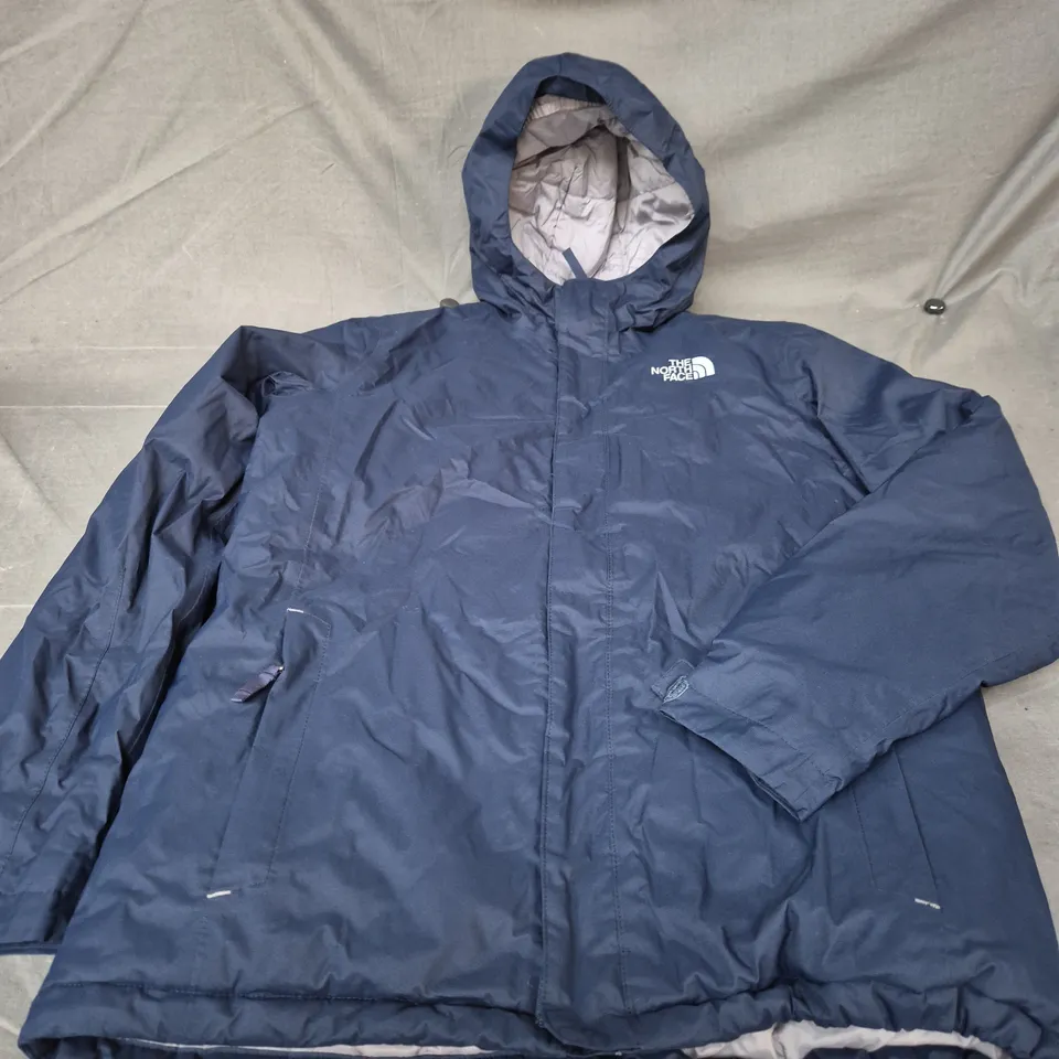 THE NORTH FACE YOUTH/JUNIOR NAVY HOODED PUFFER JACKET – UK XL (EU 18/20)