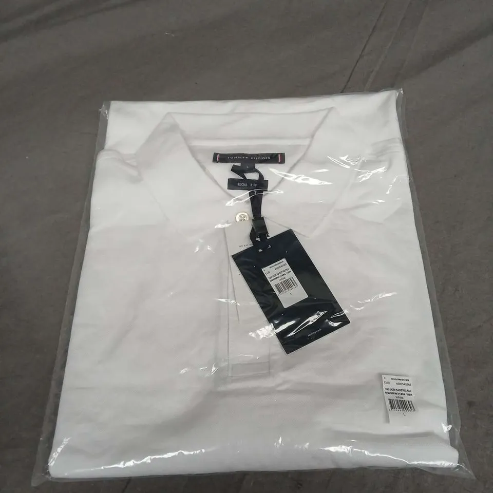 BAGGED TOMMY HILFIGER FLAG UNDER POLO SHIRT SIZE L