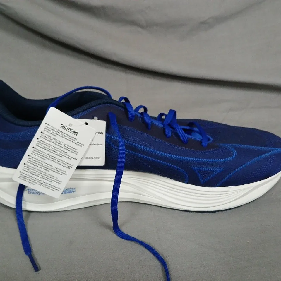 MIZUNO NEO COSMO RUNNING SHOES IN BLUE - UK 11.5 