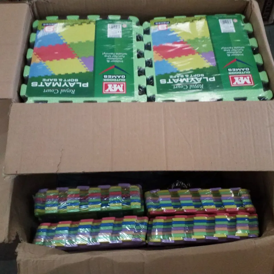 BOX CONTAINING 16 MYOUTDOORGAMES PLAYMATS 9PK