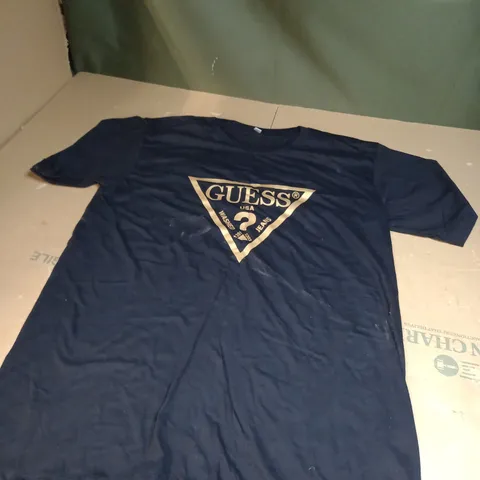 BLACK GUESS T-SHIRT SIZE LARGE
