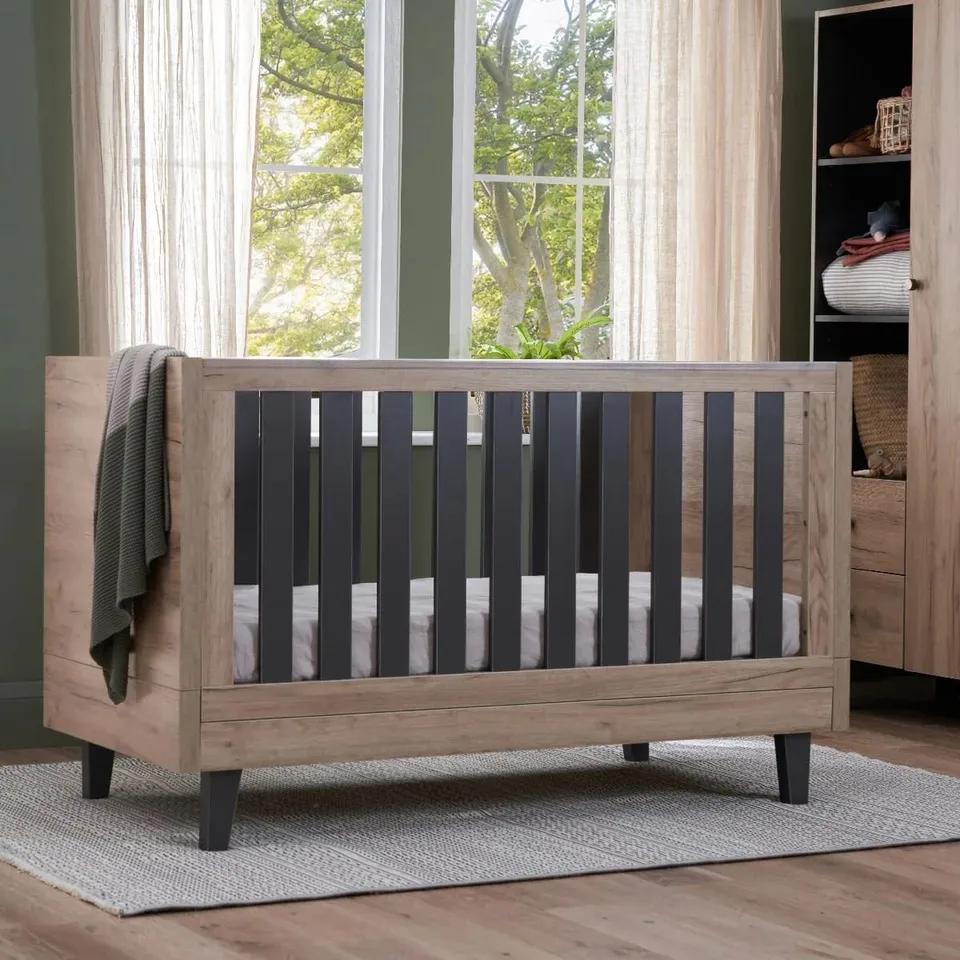 BOXED TUTTI BAMBINI COMO COT BED - DISTRESSED OAK & SLATE GREY (2 BOXES)