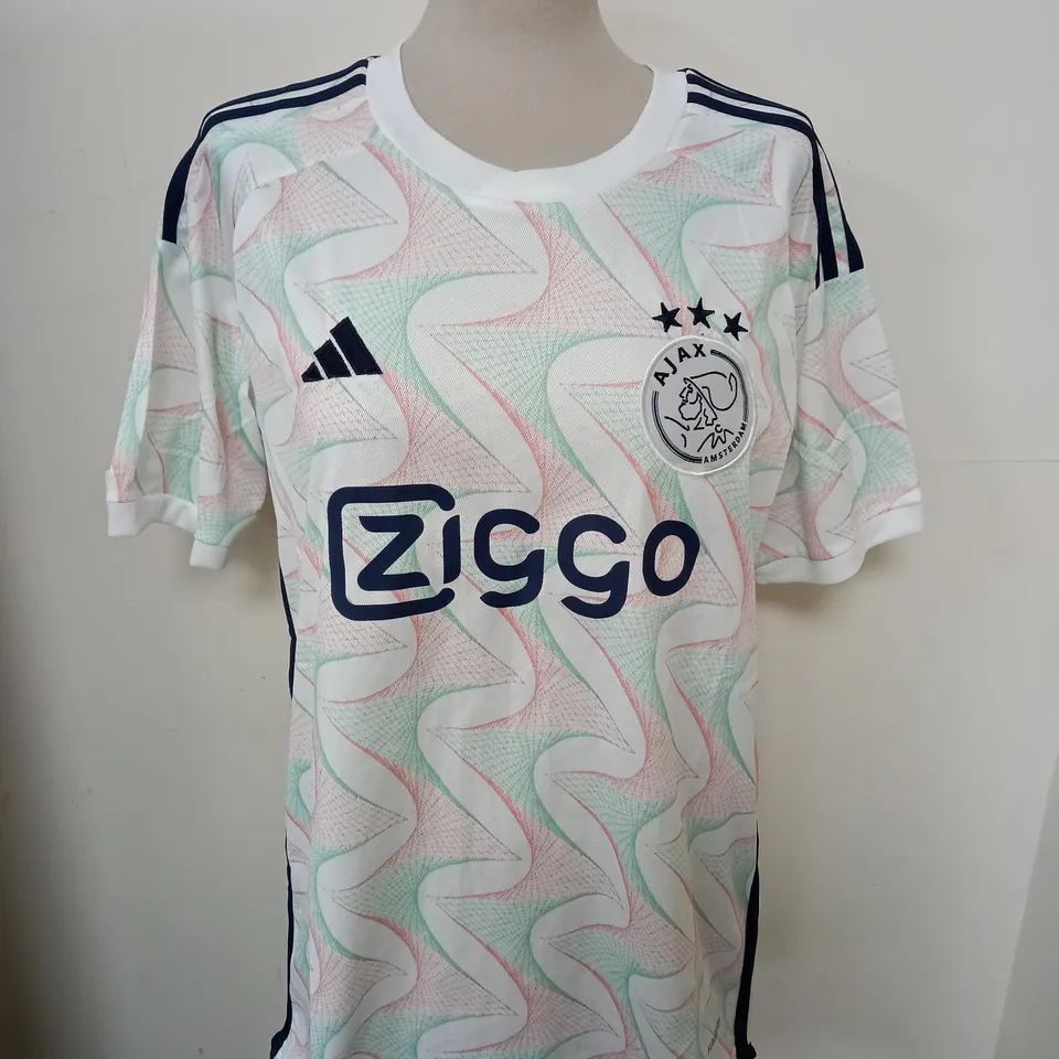 AJAX FC AWAY SHIRT SIZE M