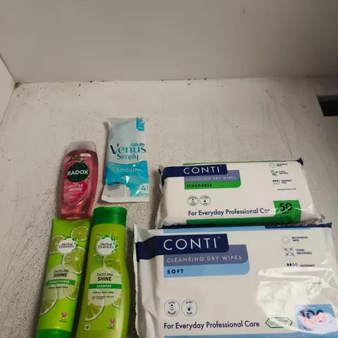 TOTE OF APPROXIMATELY 10 ASSORTED BEAUTY PRODUCTS INCLUDING CONTI CLEANSING DRY WIPES, HERBAL ESSENCES SHAMPOO AND HERBAL ESSENCES CONDITIONER