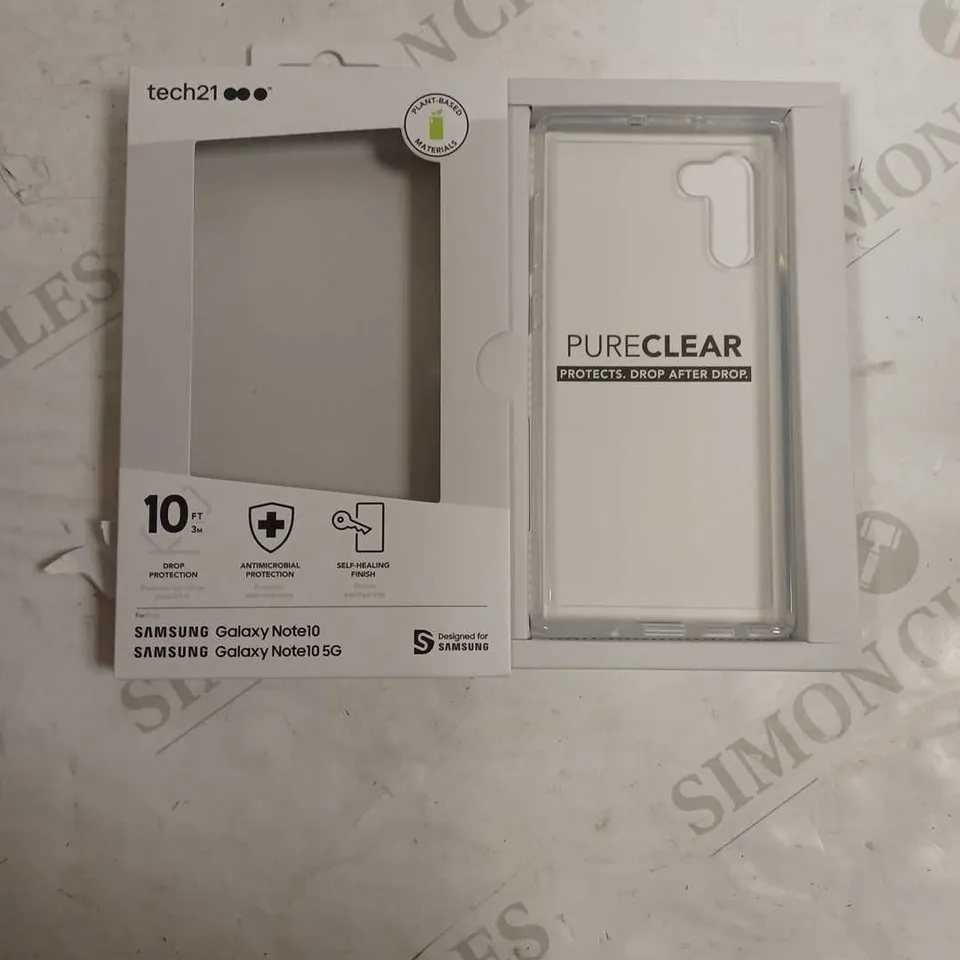 LOT OF APPROX 76 TO INCLUDE TECH 21 PURE CLEAR SAMSUNG GALAXY NOTE10 PHONE CASE