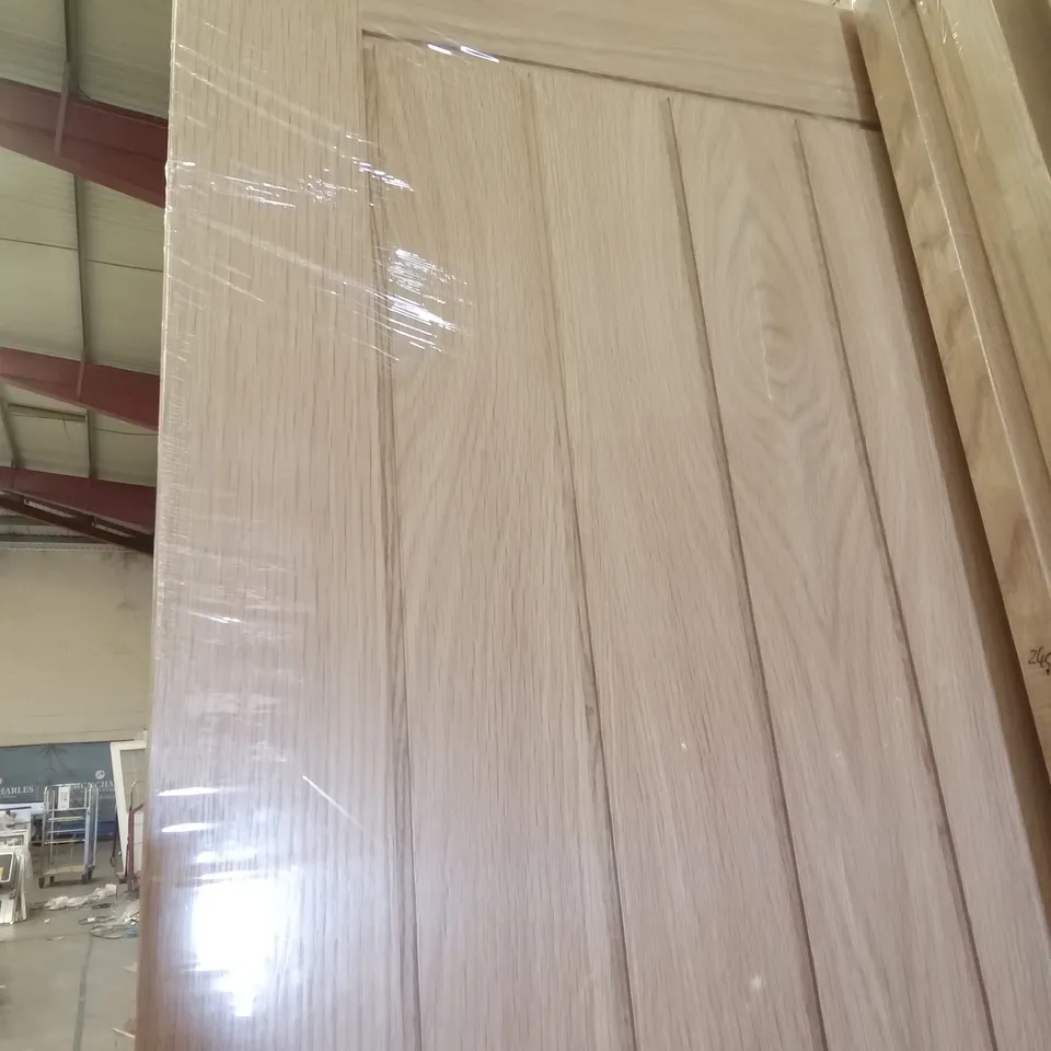 PACKAGED GEOM 762MM X 1981MM COTTAGE OAK VENEER INTERNAL DOOR DOOR