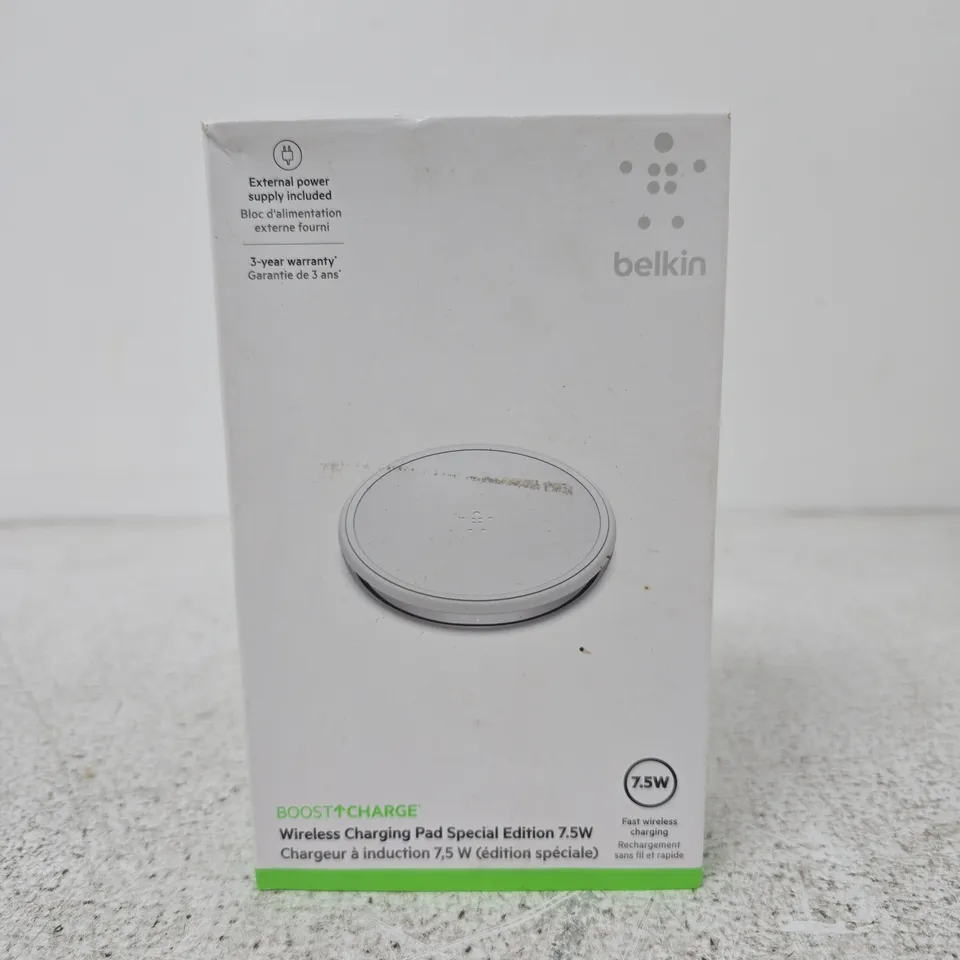 BELKIN BOOSTCHARGE WIRELESS CHARGING PAD