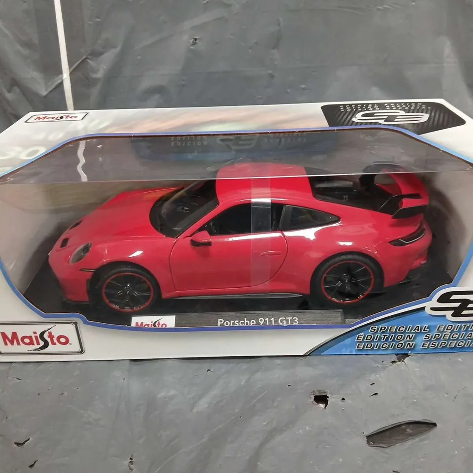 MAISTO SPECIAL EDITION PORSCHE 911 GT3 1:18 SCALE MODEL