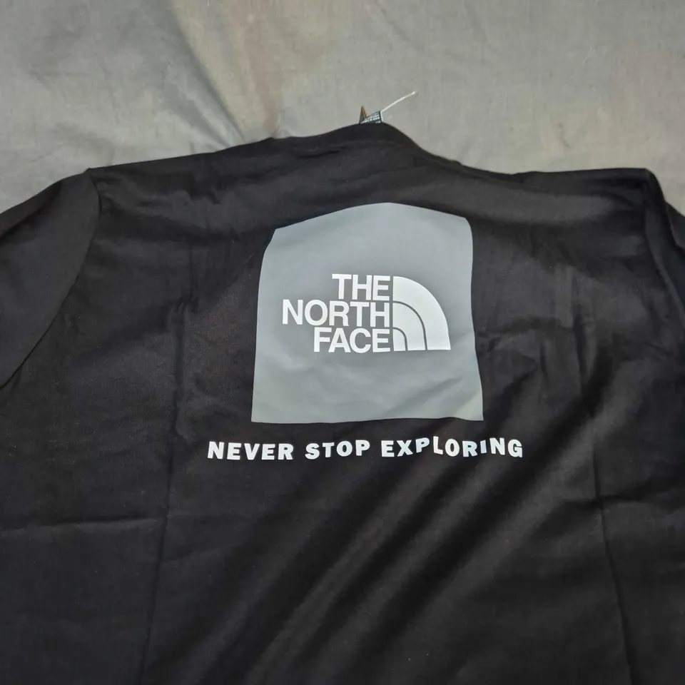 THE NORTH FACE BLACK T-SHIRT WITH CHEST LOGO AND BACK PRINT - SIZE XL