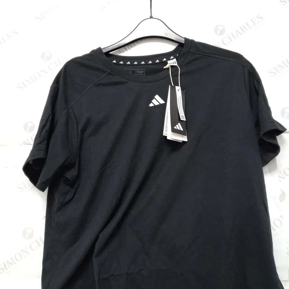 ADIDAS CREWNECK T-SHIRT IN BLACK - UK LARGE