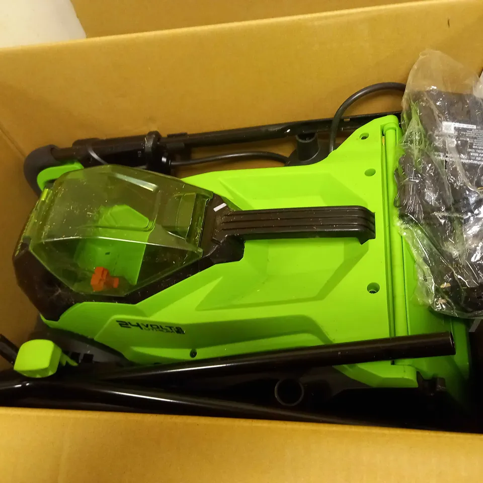 GREENWORKS 24V BATTERY POWERED LAWNMOWER 33CM