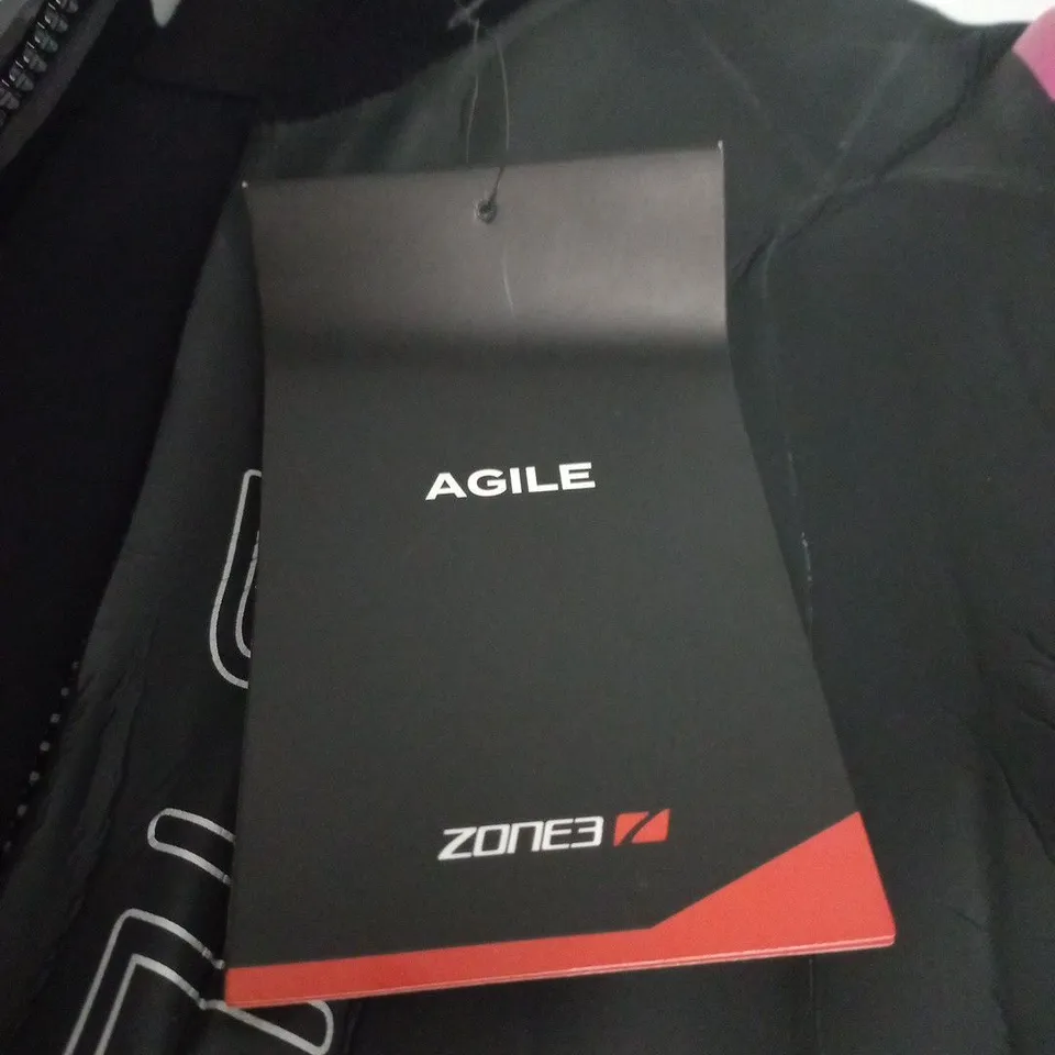 ZONE3 WOMEN'S AGILE WETSUIT – SIZE ST 