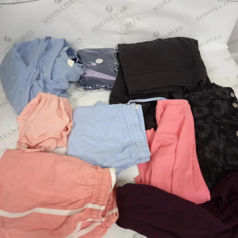 LARGE BOX OF ASSORTED CLOTHING ITEMS IN VARIOUS COLOURS AND SIZES INCLUDING TROUSERS , TOPS AND JUMPERS 