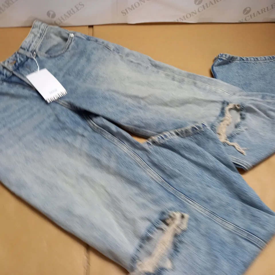 BERSHKA 90'S WIDE RIPPED JEANS - UK 8
