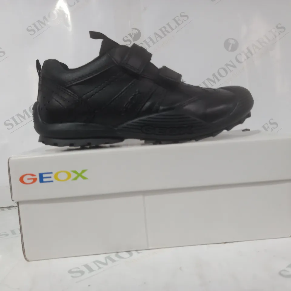 BOXED PAIR OF GEOX VELCRO STRAP SHOES IN BLACK UK SIZE 1