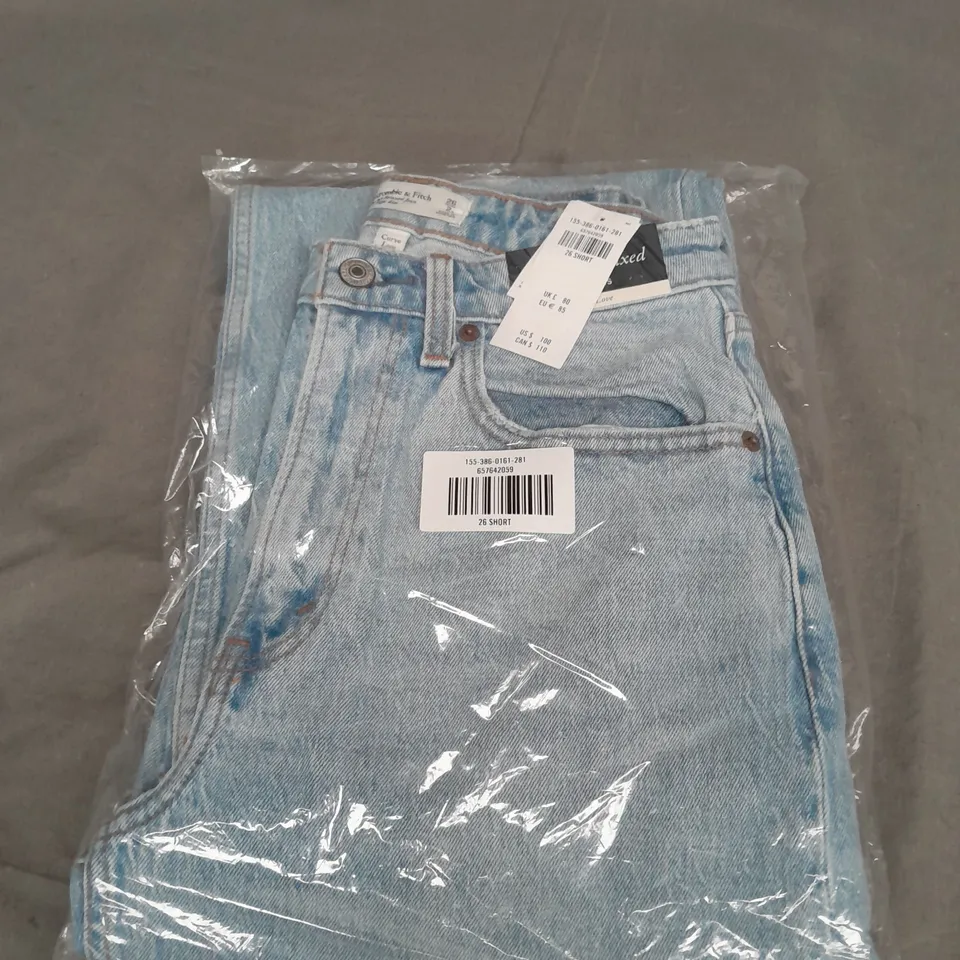 BAGGED ABERCROMBIE AND FITCH DENIM JEANS SIZE 26