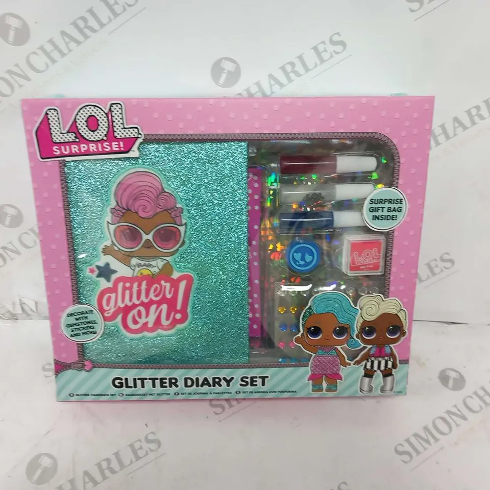 APPROXIMATELY 12 BOXED L.O.L. SURPRISE! GLITTER DIARY SETS