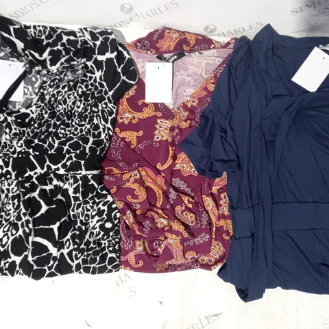 BOX OF APPROXIMATELY 20 ASSORTED CLOTHING ITEMS IN VARIOUS STYLES AND SIZES TO INCLUDE CRYSTAL KOBE, JULIEN MACDONALD, ETC