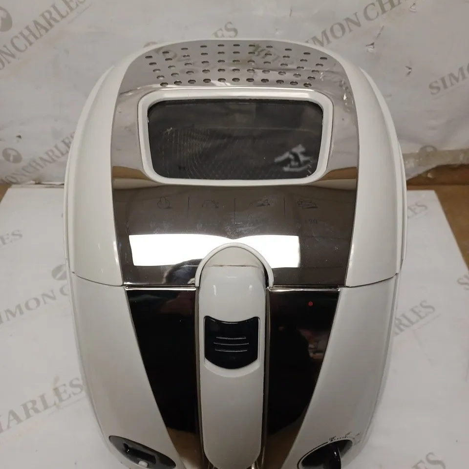 BREVILLE EASY CLEAN DIGITAL FRYER 